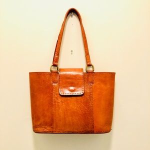 Handcrafted Leather Handbag with Free Gift!